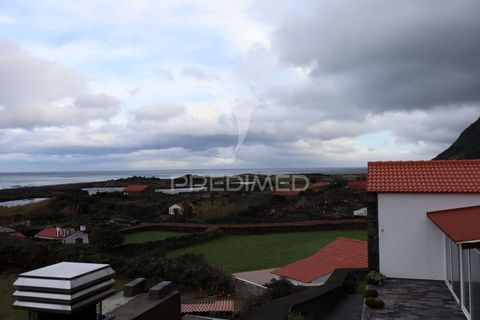 Byhus i Calheta, Sao Jorge, Calheta - € 670.000 | Ref: 049805 - foto 14