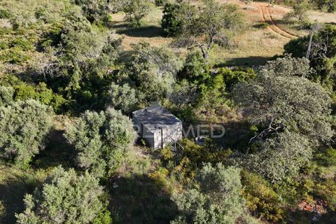 Helårsgrund i Albufeira, Faro, Albufeira - € 120.000 | Ref: 052945 - foto 1