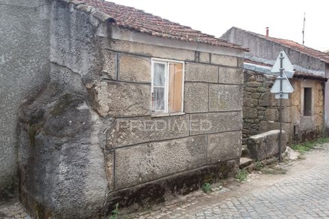 Byhus i Penalva do Castelo, Viseu, Penalva do Castelo - € 12.500 | Ref: 056657 - foto 1