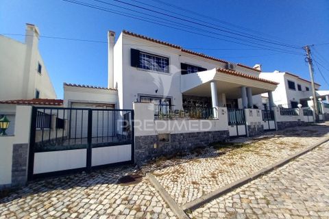 Byhus i Mafra, Lisbon, Mafra - € 575.000 | Ref: 057119 - foto 1