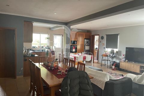 Byhus i Angra do Heroismo, Terceira, Angra do Heroismo - € 270.000 | Ref: 057619 - foto 11