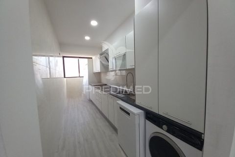 Duplex i Almada, Setubal, Almada - € 450.000 | Ref: 058036 - foto 13
