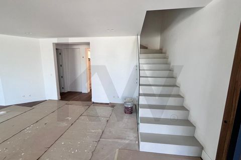 Villa a Santa Barbara, Lisbon, Santa Barbara - € 565.000 | Ref: 1204-3749 - foto 2