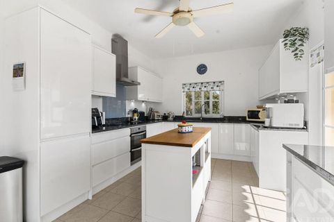 Byhus i Lagoa, Faro, Lagoa - € 1.595.000 | Ref: 857353 - foto 9