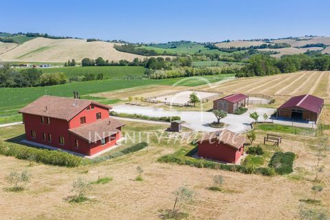 Landejendom i Montegranaro, Fermo, Montegranaro - € 1.330.000 | Ref: 265 - foto 1