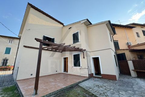 Villa i Lucca, Lucca, Lucca - € 295.000 | Ref: 6448 - foto 2
