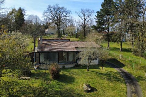Villa i Confolens, Charente, Confolens - € 145.800 | Ref: B8C6B5F7B4784292 - foto 1