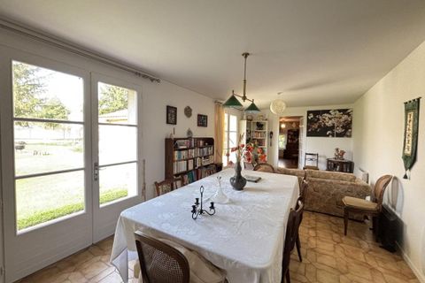 Villa a Ruffec, Charente, Ruffec - € 336.800 | Ref: E6E1EAC546F248ED - foto 4