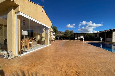 Villa a Sax, Alicante, Sax - € 399.995 | Ref: CF3271 - foto 37