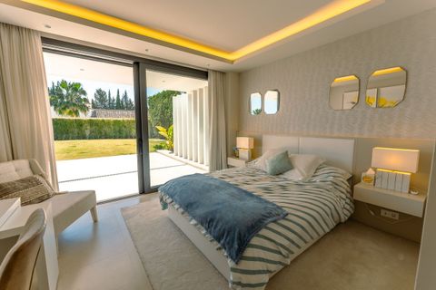 Villa a Cancelada, Malaga, Cancelada - € 11.000/mes | Ref: R5351596 - foto 48