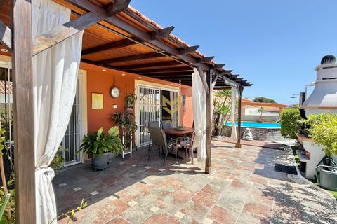 Bungalow i Adeje, Tenerife, Adeje - € 549.000 | Ref: P00092/13668 - foto 1