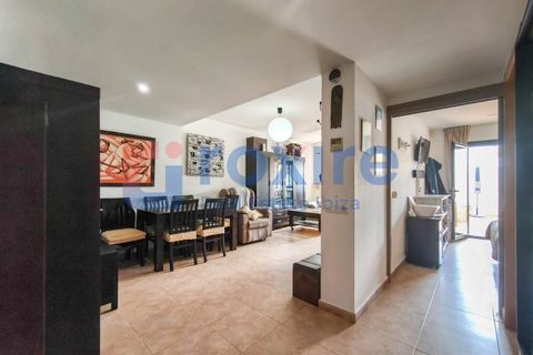 Rækkehus i Cala de Bou, Ibiza, Cala de Bou - € 599.000 | Ref: R&I_VIV_ADO1044 - foto 3