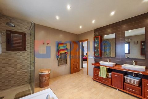 Villa a Cala de Bou, Ibiza, Cala de Bou - € 1.600.000 | Ref: R&amp;amp;I_CAS_1026 - foto 40