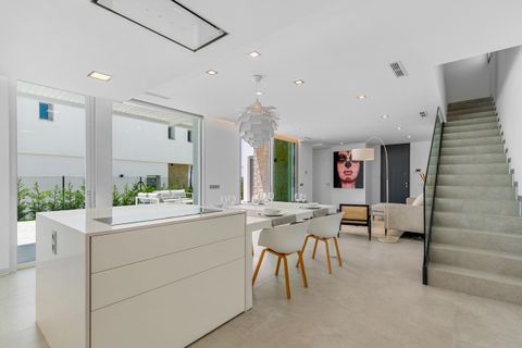 Villa i Finestrat, Alicante, Finestrat - € 885.000 | Ref: H-1971-AMB - foto 13