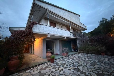 Villa i Bibbona, Livorno, Bibbona - € 500.000 | Ref: a3165rv2528195a - foto 1