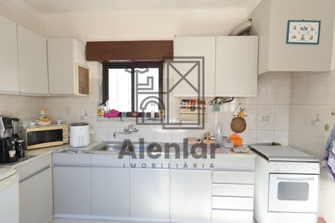 Villa i Alenquer, Lisbon, Alenquer - € 325.000 | Ref: CAS_179 - foto 11