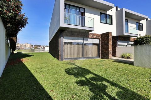 Villa i Maia, Porto, Maia - € 620.000 | Ref: 120781104-1124 - foto 37