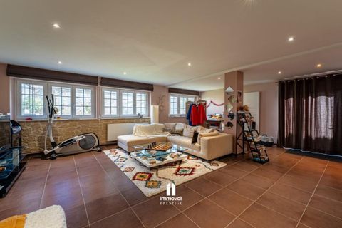 Villa a Strasbourg, Bas-Rhin, Strasbourg - € 1.260.000 | Ref: T66633-IMMOVAL - foto 11