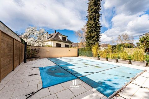 Villa a Strasbourg, Bas-Rhin, Strasbourg - € 1.260.000 | Ref: T66633-IMMOVAL - foto 15