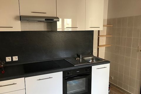 Apartament a Billom, Puy-de-Dome, Billom - € 480/mes | Ref: 3615 - foto 2