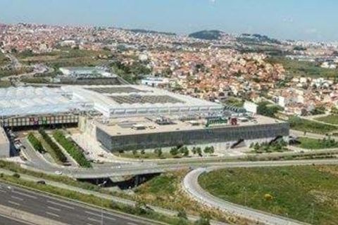 Helårsgrund i Odivelas, Lisbon, Odivelas - € 95.000 | Ref: C0431-00802 - foto 8