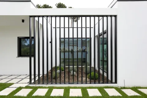 Villa i Seixal, Setubal, Seixal - € 1.950.000 | Ref: C0483-01802 - foto 13