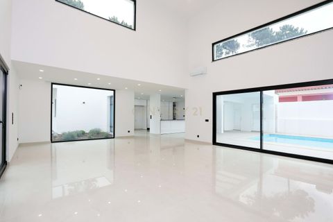 Villa i Seixal, Setubal, Seixal - € 1.950.000 | Ref: C0483-01802 - foto 19