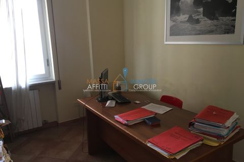 L'establiment comercial a Massa, Massa and Carrara, Massa - € 300/mes | Ref: 487 - foto 5
