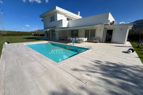 Villa i Pietrasanta, Lucca, Pietrasanta - € 2.600.000 | Ref: 3642 - foto 2