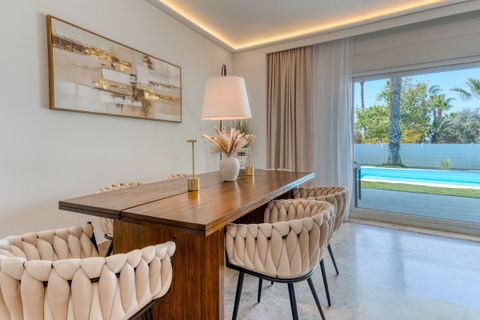 Rækkehus i Marbella, Malaga, Marbella - € 1.495.000 | Ref: R5333077 - foto 9