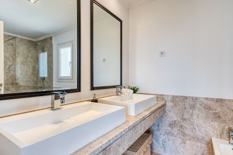 Rækkehus i Marbella, Malaga, Marbella - € 1.495.000 | Ref: R5333077 - foto 16