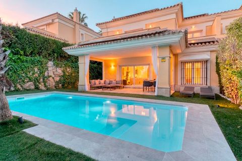 Rækkehus i Marbella, Malaga, Marbella - € 1.495.000 | Ref: R5333077 - foto 32