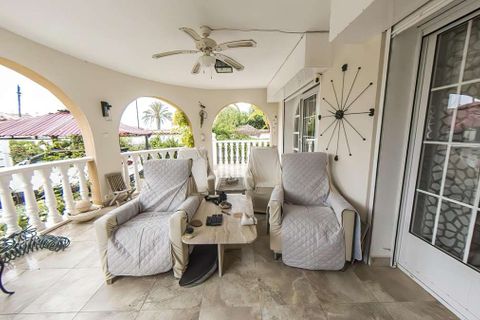 Villa i Torrevieja, Alicante, Torrevieja - € 675.000 | Ref: 4-480-11-971 - foto 11