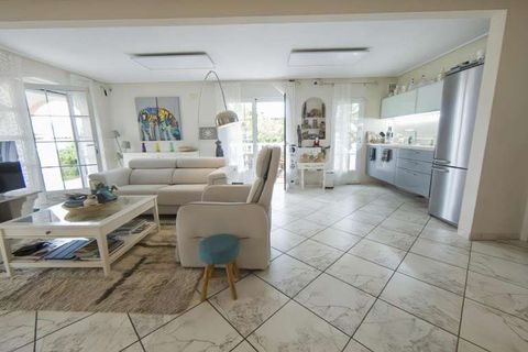 Villa i Torrevieja, Alicante, Torrevieja - € 675.000 | Ref: 4-480-11-971 - foto 19