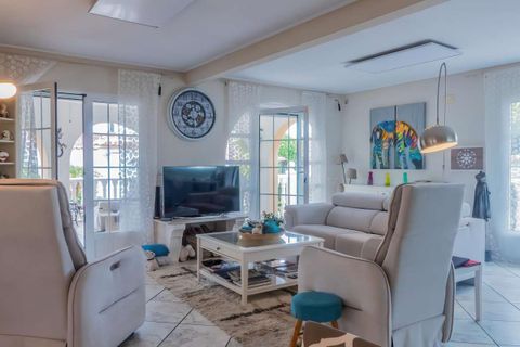 Villa i Torrevieja, Alicante, Torrevieja - € 675.000 | Ref: 4-480-11-971 - foto 22