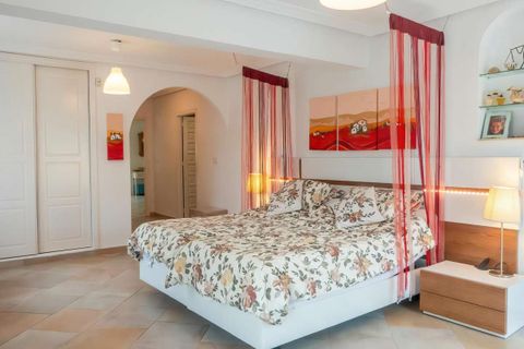 Villa i Torrevieja, Alicante, Torrevieja - € 675.000 | Ref: 4-480-11-971 - foto 44