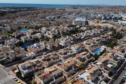 Duplex i Torrevieja, Alicante, Torrevieja - € 198.995 | Ref: MLSC8241850 - foto 39