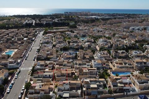 Duplex i Torrevieja, Alicante, Torrevieja - € 198.995 | Ref: MLSC8241850 - foto 40
