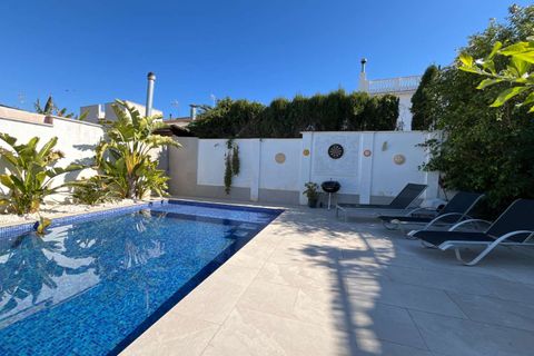 Villa i Torrevieja, Alicante, Torrevieja - € 545.000 | Ref: C-1176 - foto 40
