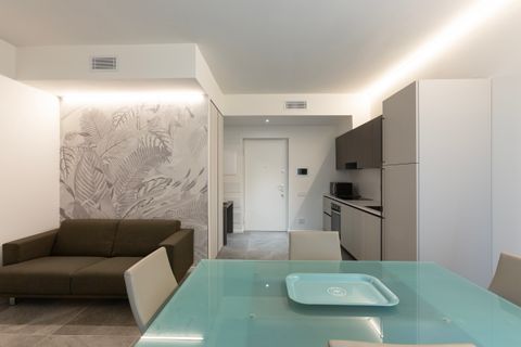 Apartament a Milan, Milan, Milan - € 1.450/mes | Ref: Ceva14 - foto 4