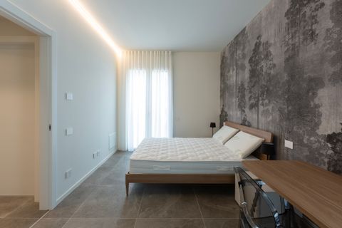 Apartament a Milan, Milan, Milan - € 1.450/mes | Ref: Ceva14 - foto 14
