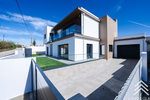 Villa i A dos Cunhados e Maceira, Lisbon, A dos Cunhados e Maceira - € 780.000 | Ref: LG3516. - foto 1