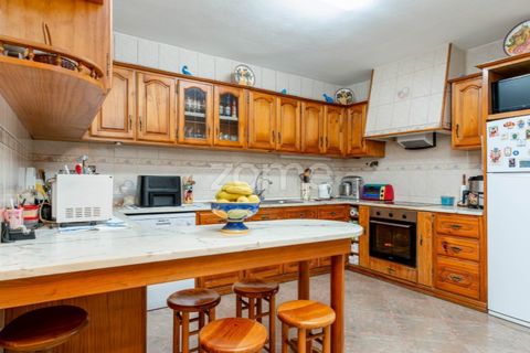 Villa a Azambuja, Lisbon, Azambuja - € 275.000 | Ref: ZMPT587243 - foto 4