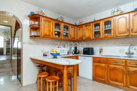 Villa a Azambuja, Lisbon, Azambuja - € 275.000 | Ref: ZMPT587243 - foto 6