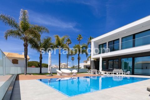 Villa i Albufeira, Faro, Albufeira - € 4.250.000 | Ref: Sort23580 - foto 1