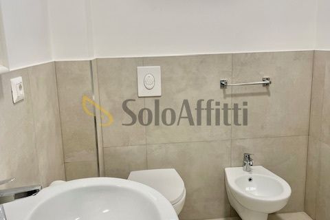 Apartament a Bari, Bari, Bari - € 680/mes | Ref: AA2565 - foto 6