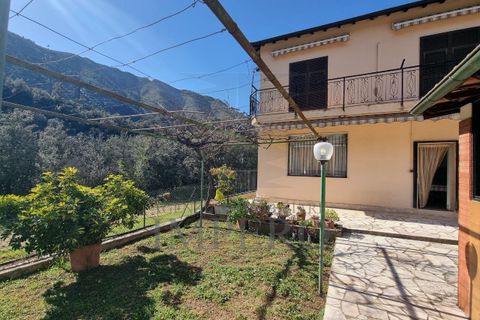 Villa i Airole, Imperia, Airole - € 250.000 | Ref: 23832 - foto 1