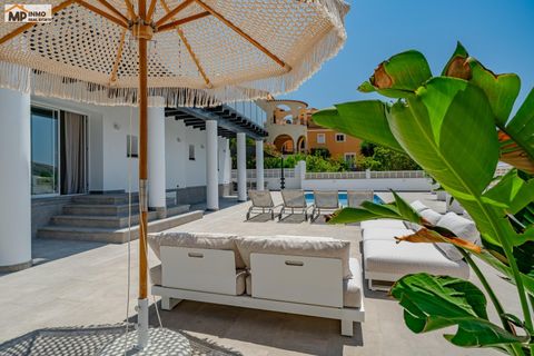 Villa a Calpe, Alicante, Calpe - € 1.099.000 | Ref: X1044/6729 - foto 5