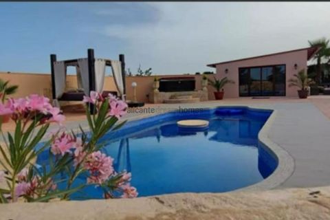Villa i Pinoso, Alicante, Pinoso - € 499.995 | Ref: GM7258 - foto 2