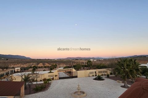 Villa i Pinoso, Alicante, Pinoso - € 499.995 | Ref: GM7258 - foto 34